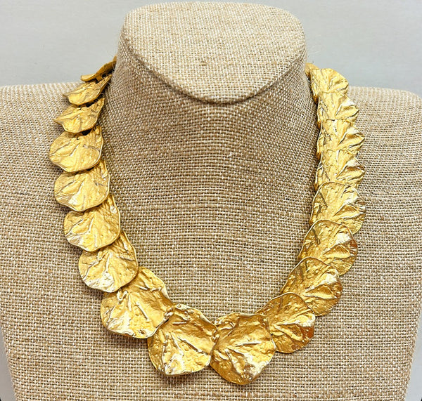 Chunky vintage gold necklace with Lilly pad leaf style links. – Parker ...