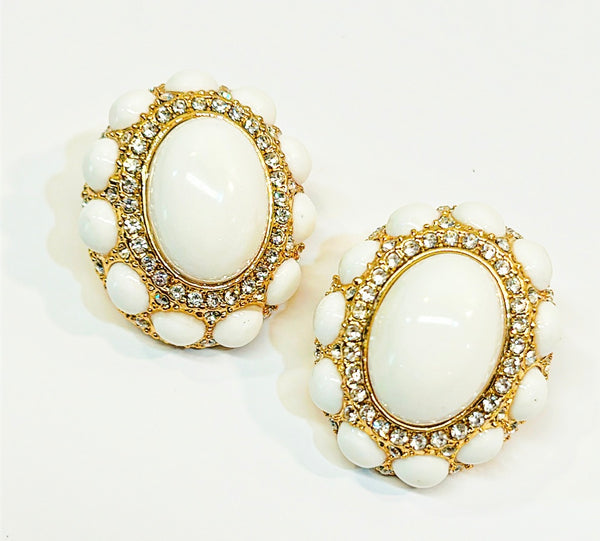 Pierced style oval earrings