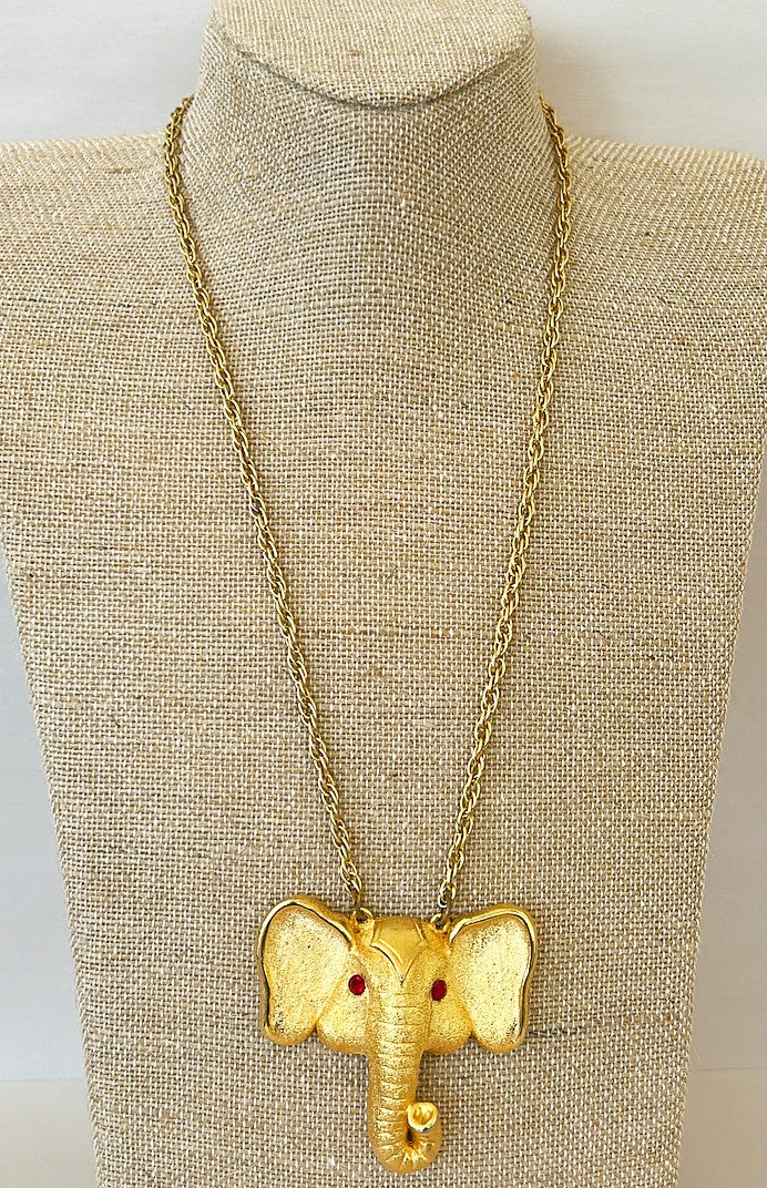 1970s vintage designer style elephant pendant necklace.