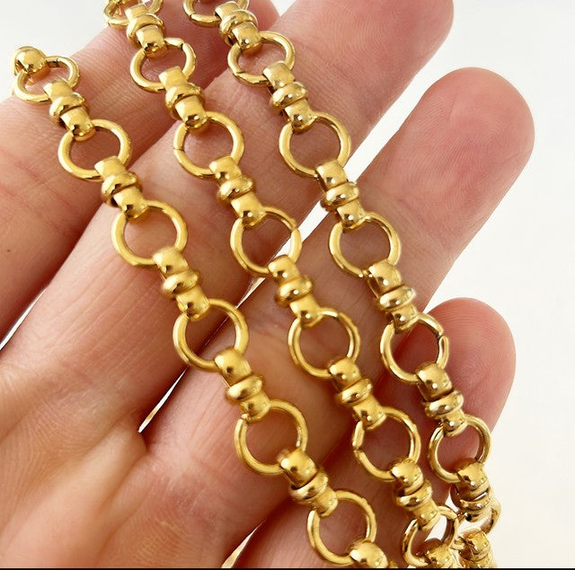 Vintage signed designer necklace - horse bit style link design with multi strands 3 total with lobster claw clasp