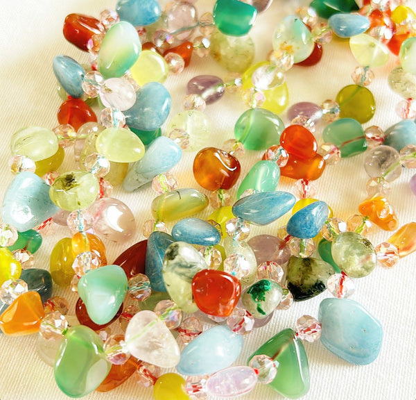 Bold chunky 5 strain multi colored stone link necklace.