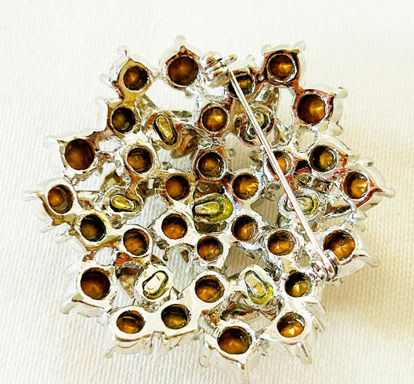 1960s vintage large scale fashion brooch