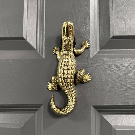 Alligator Door Knocker: Standard / Brass