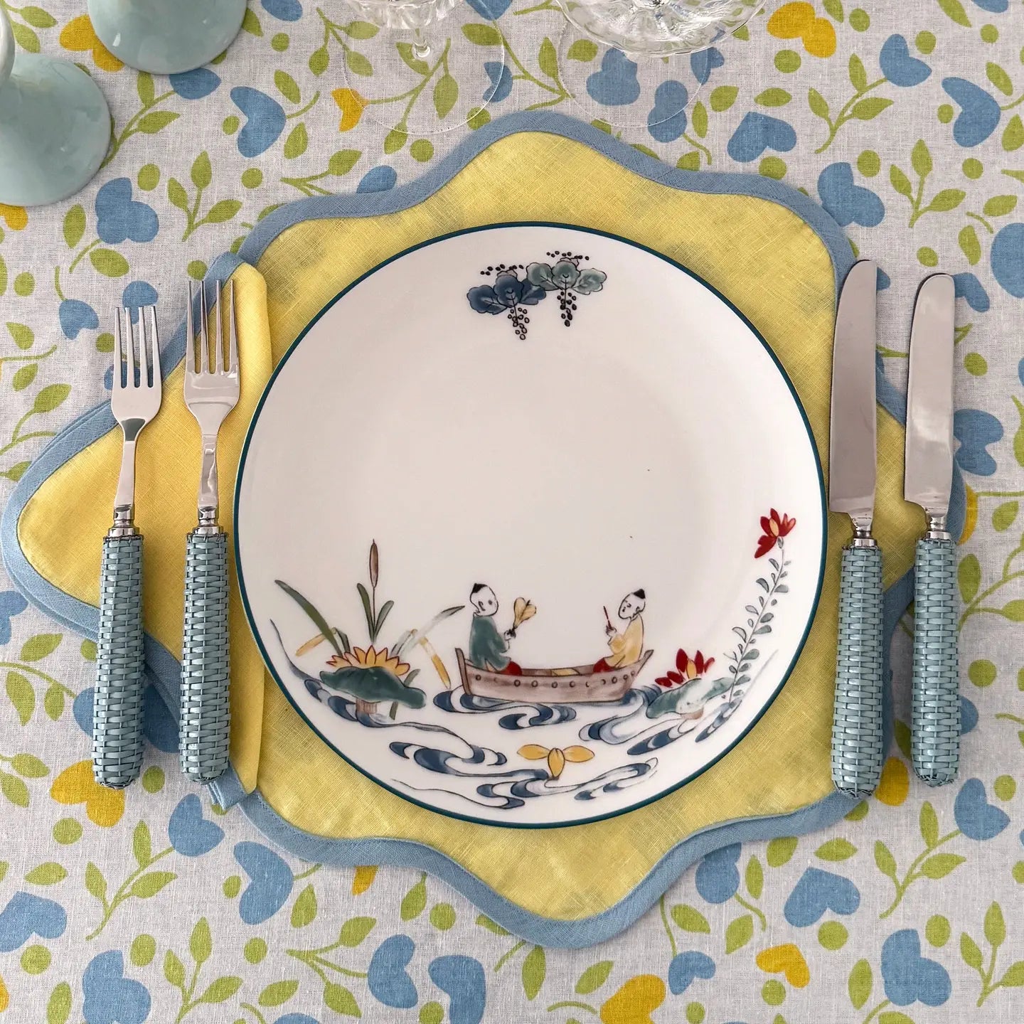 Lotus Dinner Plate  (Set of 4)