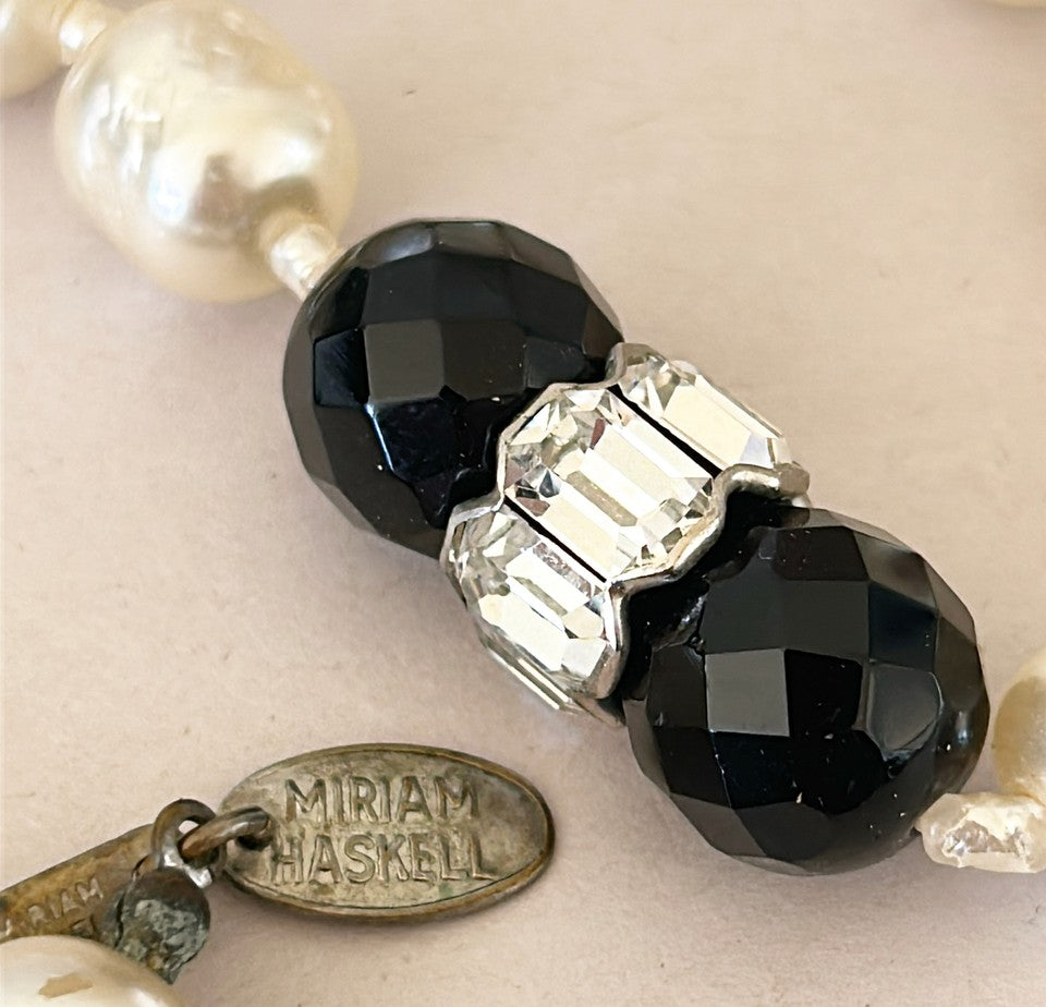 Vintage signed Miriam Haskell heavy fresh water style faux pearl necklac