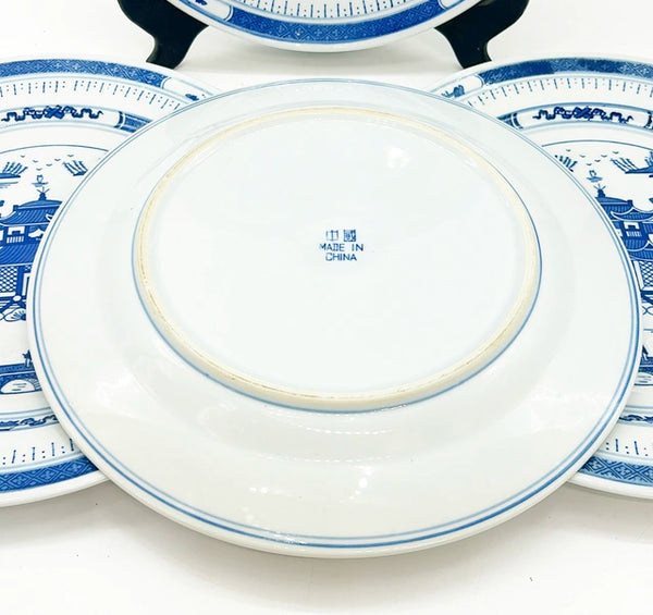 Set of 4 Extra large vintage blue &amp; white chinoiserie dinner plates.