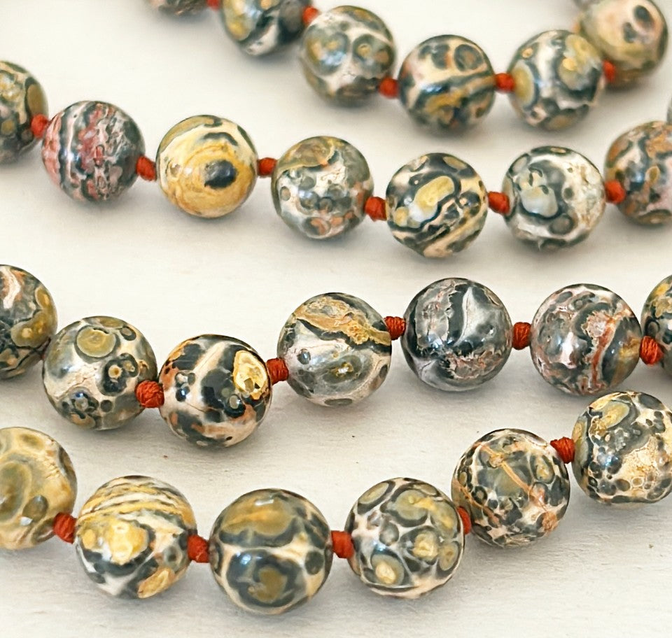 Vintage polished leopard jasper stone beaded necklace