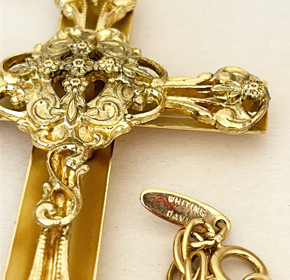 Vintage 1970s statement cross pendant chain necklace