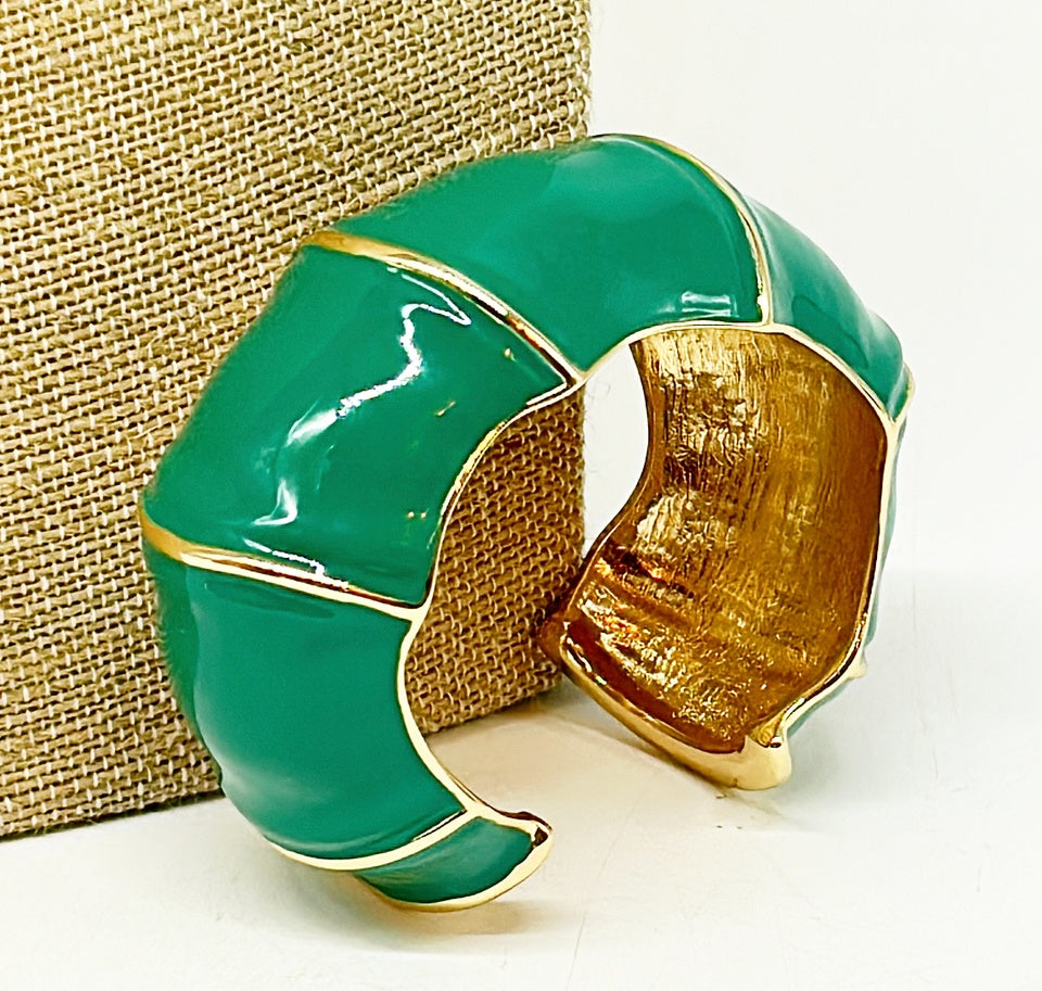 "The Lilly" Bamboo Cuff - Green