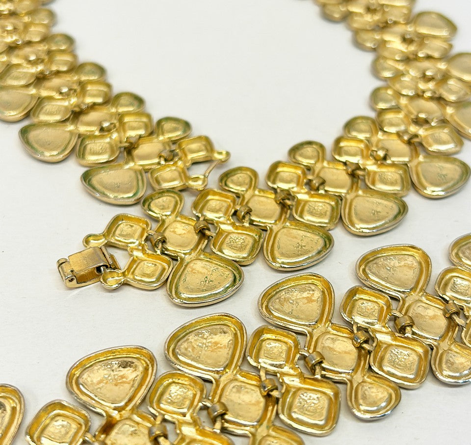1980’s statement necklace with matching bracelet