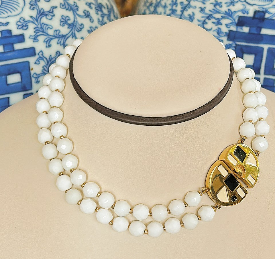 Rare 1980 stamped GIVENCHY designer runway style collar necklace.