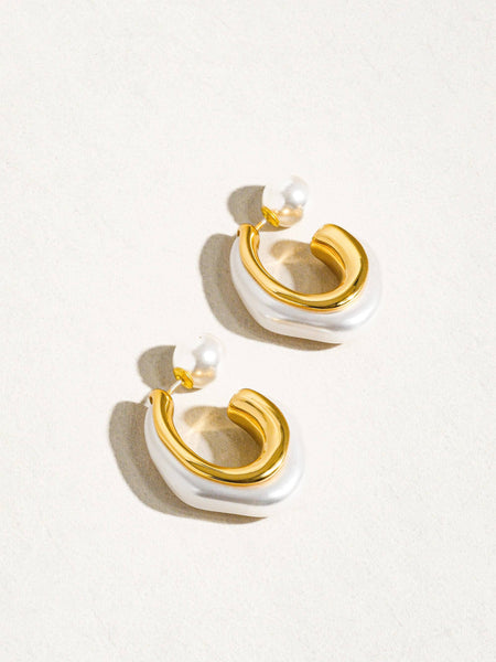 Kinsley 18K Gold Classic Pearl C Hoop Earring: White