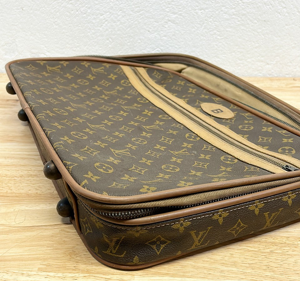 Vintage Louis Vuitton travel mini suite case with B monogram.