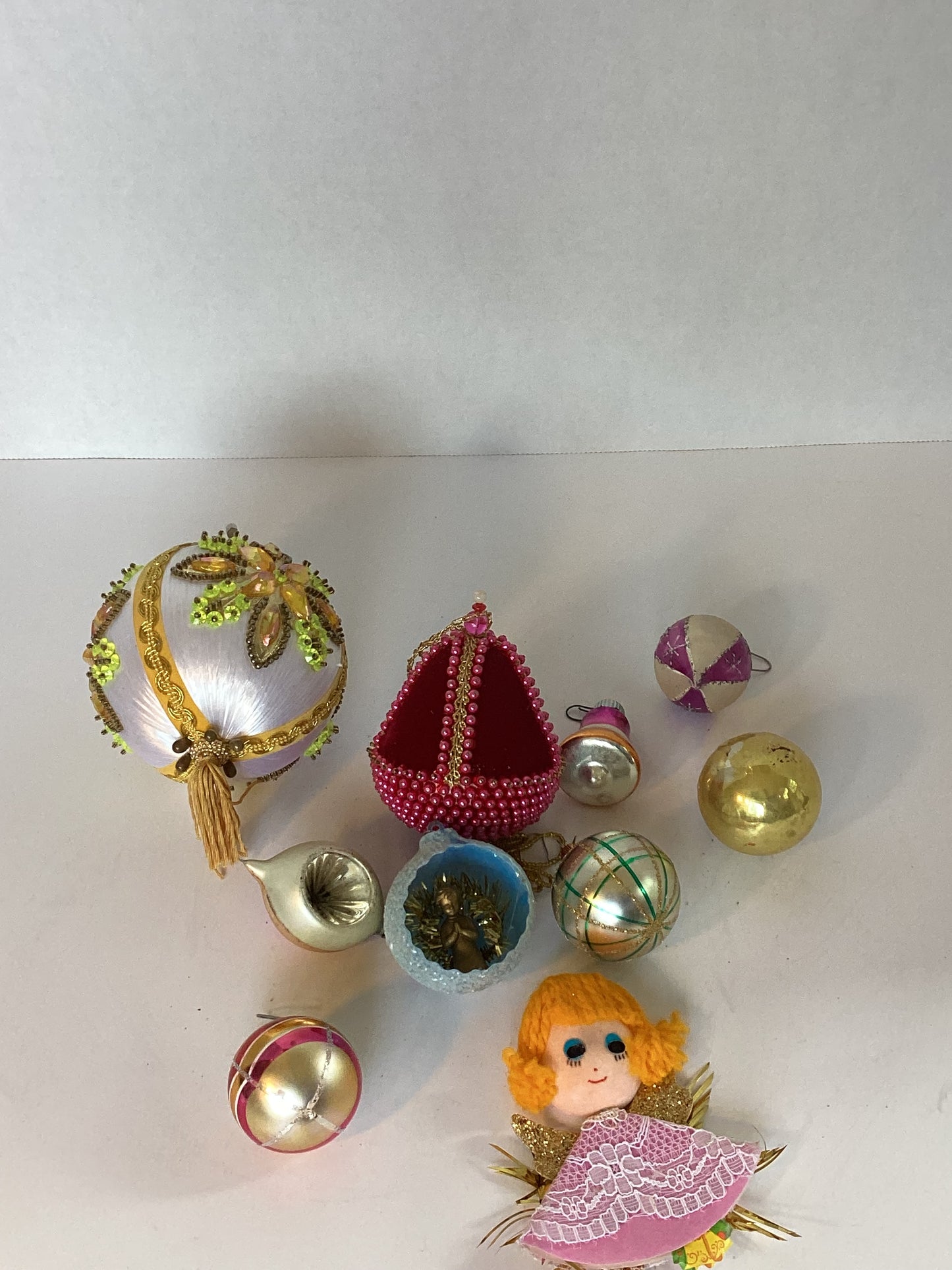 LMJ - Christmas Ornaments - Bucket F