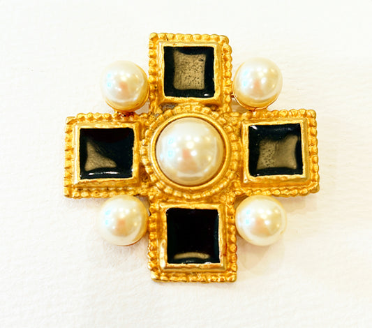 Vintage signed Ann Taylor brooch