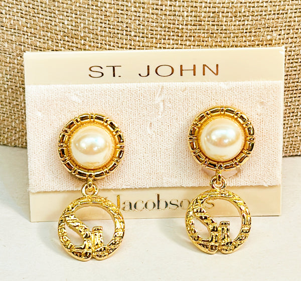 Vintage sign St. John earrings that have never been worn