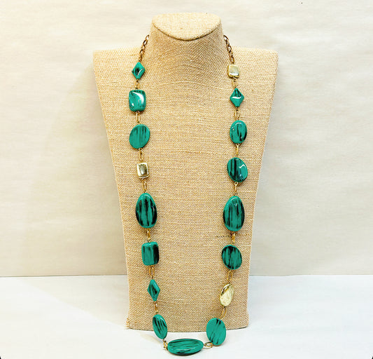 Vintage 90s faux green malachite style beaded statement necklace.