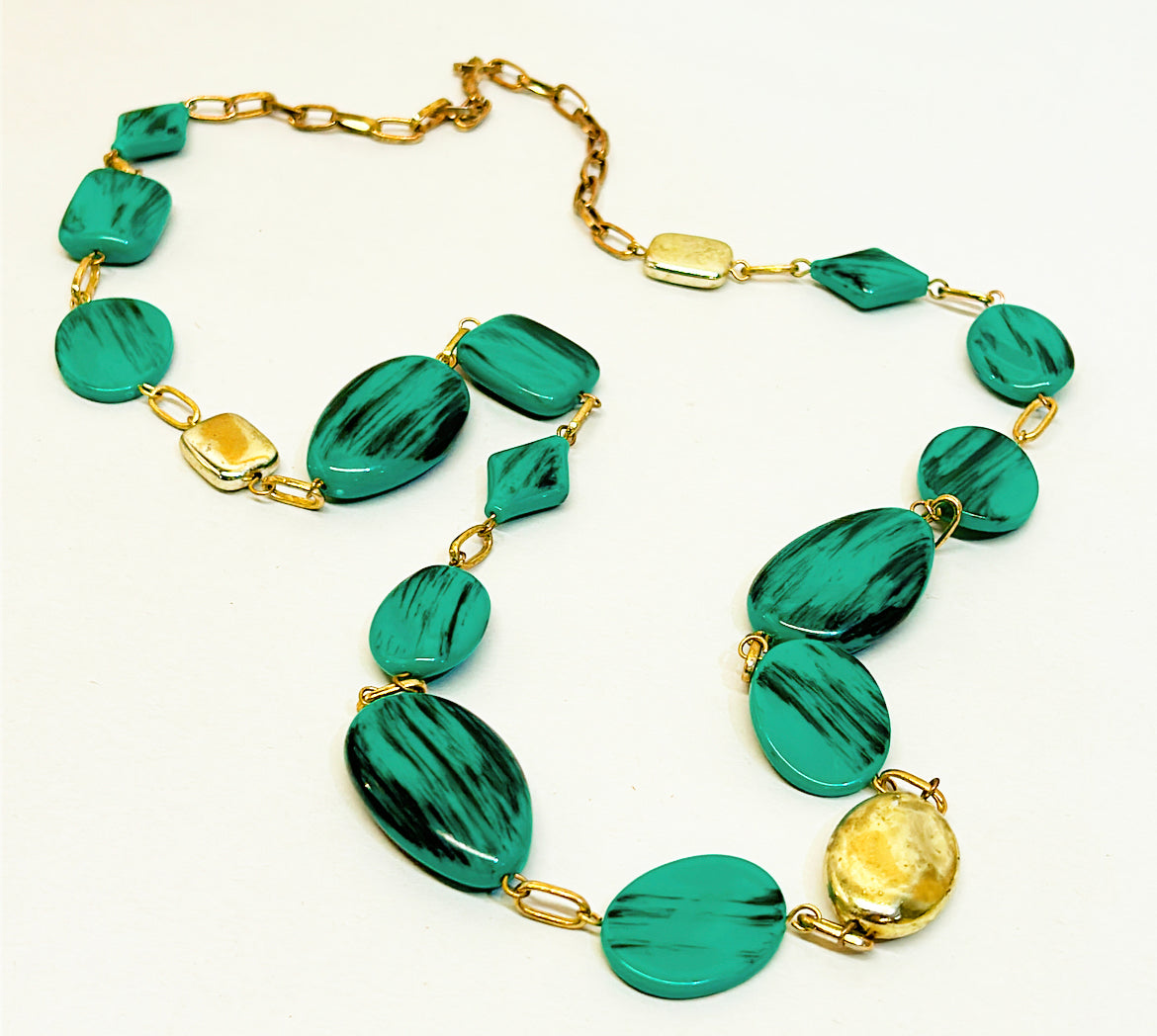 Vintage 90s faux green malachite style beaded statement necklace.