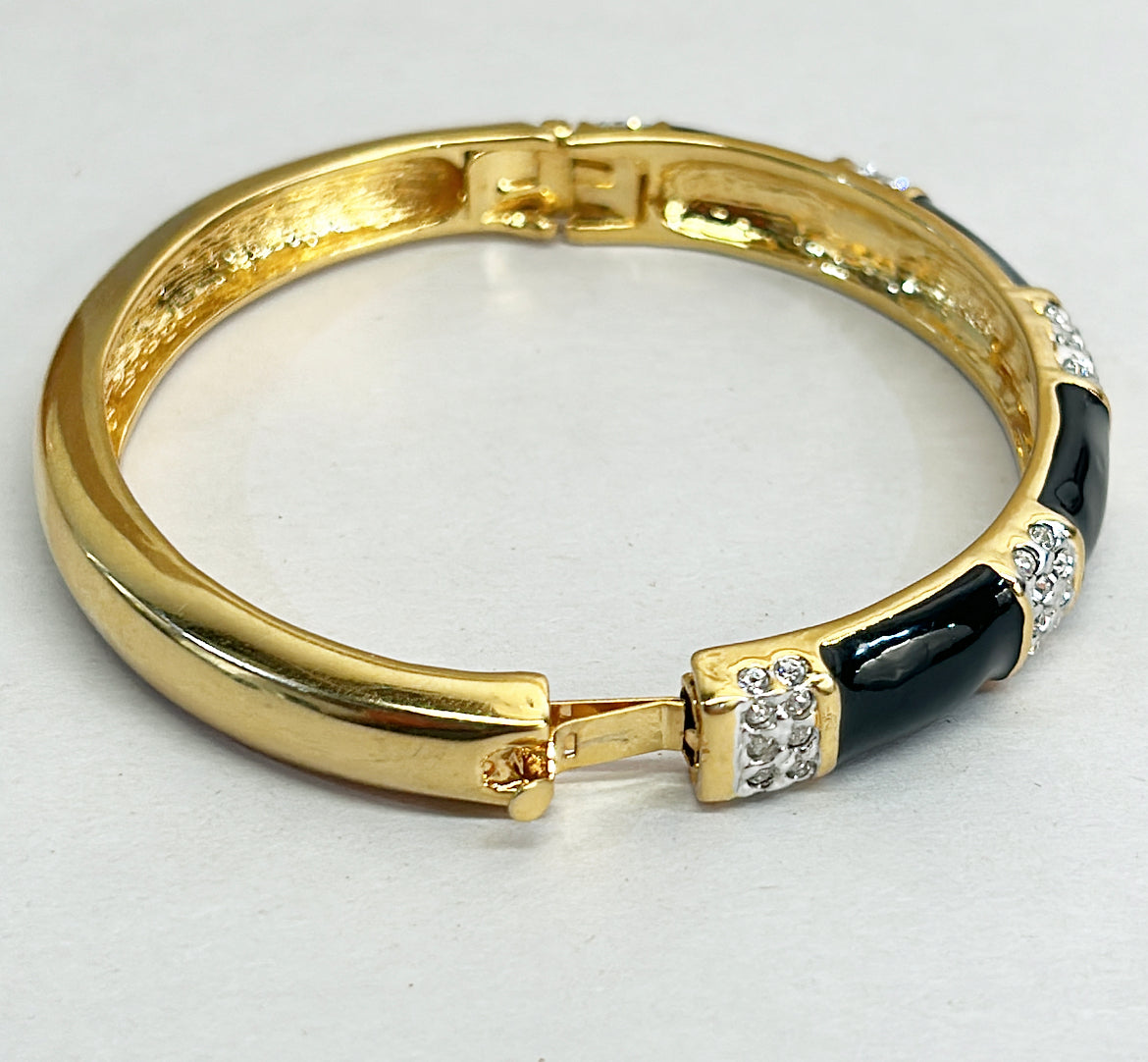 Vintage 1990s SAL gold metal bangle