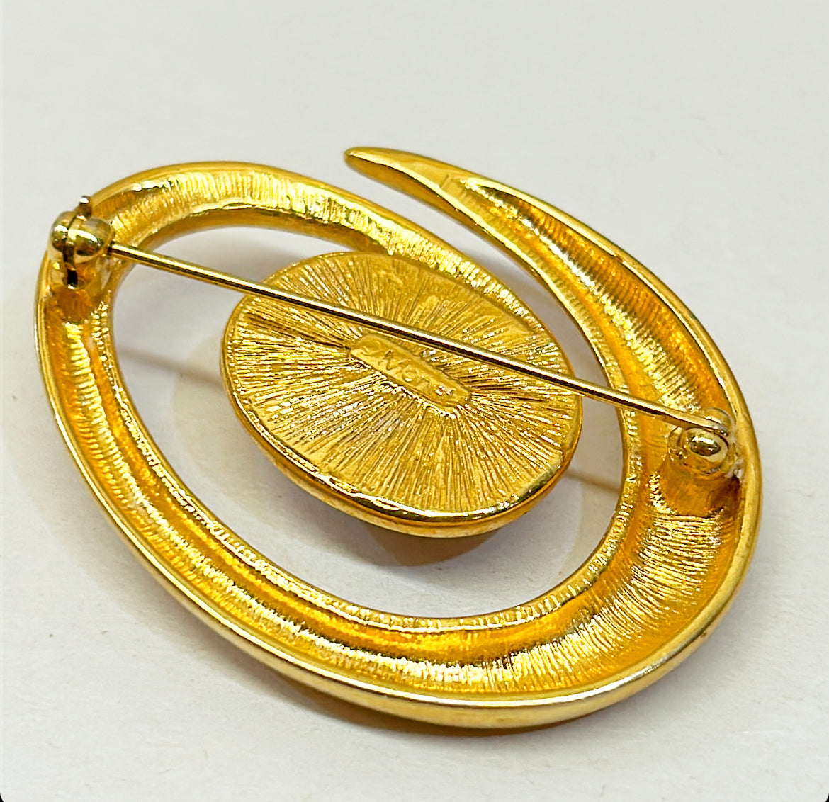 1980s signed vintage Monet faux pearl brooch.