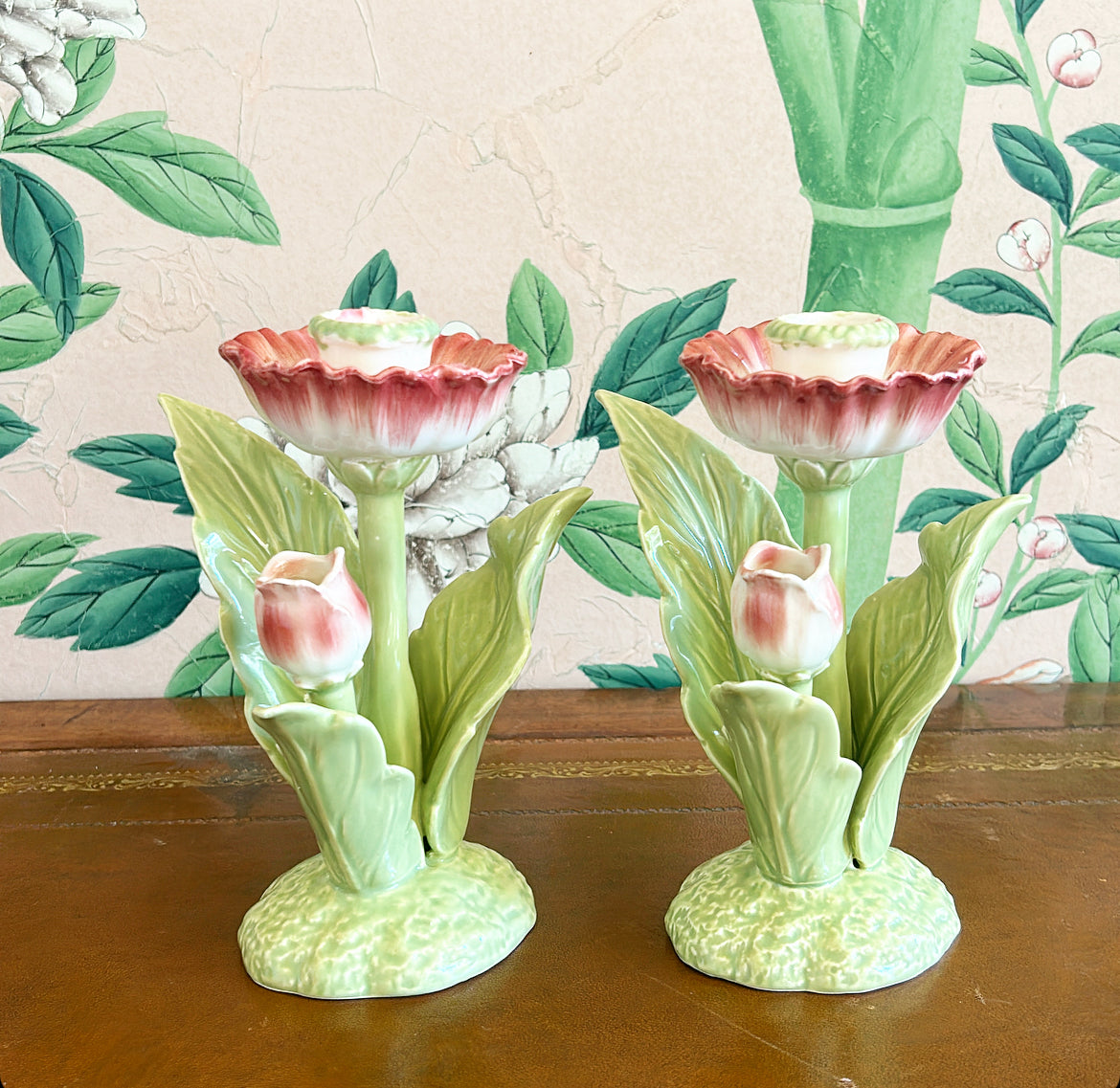 Rare signed 1980s Fitz &amp; Floyd pink tulip matching candlesticks.