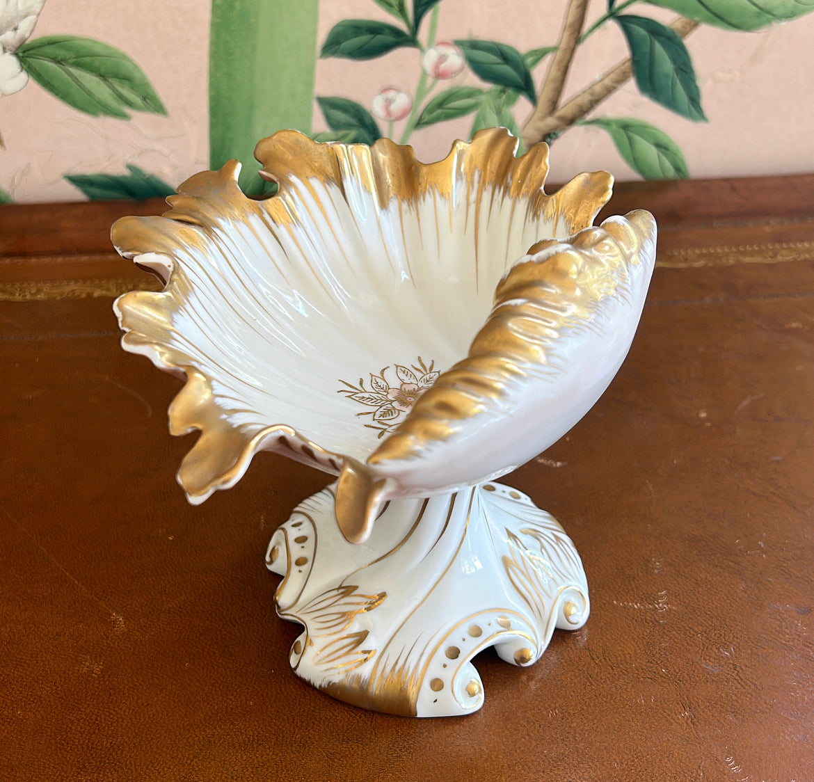 Vintage French Limoges old Paris style footed shell dish / compote.