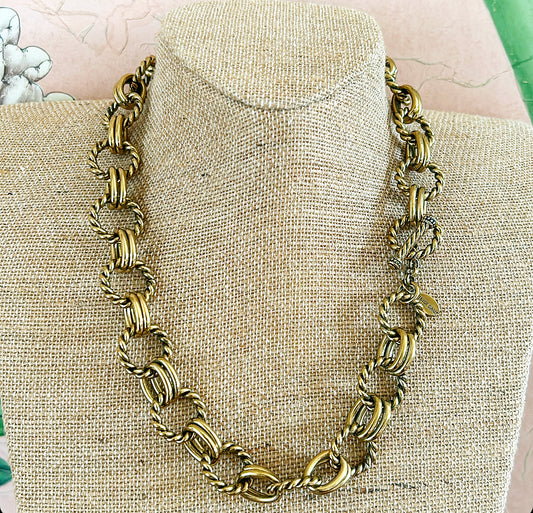 Vintage signed Heidi Daus Thick chunky twisted rope style link necklace.