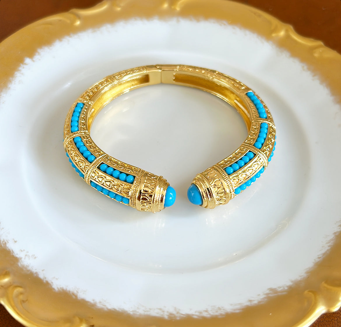 Turquoise style beard hinged bracelet set