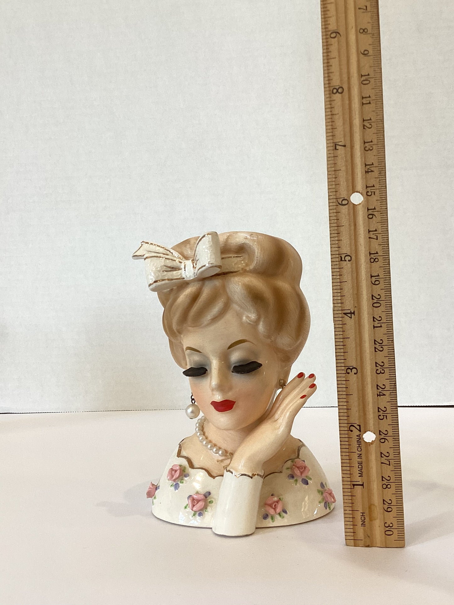 M25 - Custom Vintage Lady Head Vase - Beaded Tree