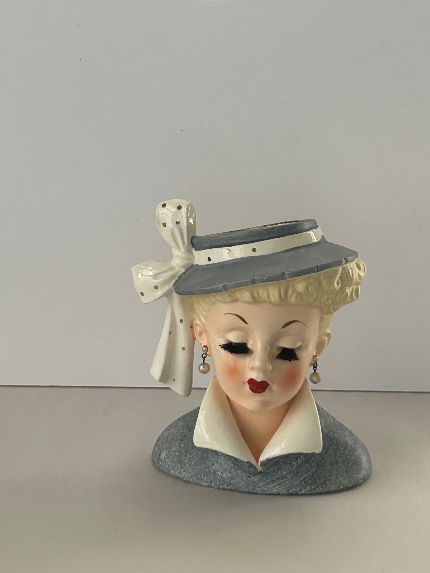 Custom - Lady Head Base - Plus Tree - Blue Dress - Stylish Hat