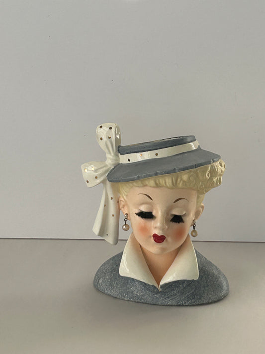 Custom - Lady Head Base - Plus Tree - Blue Dress - Stylish Hat