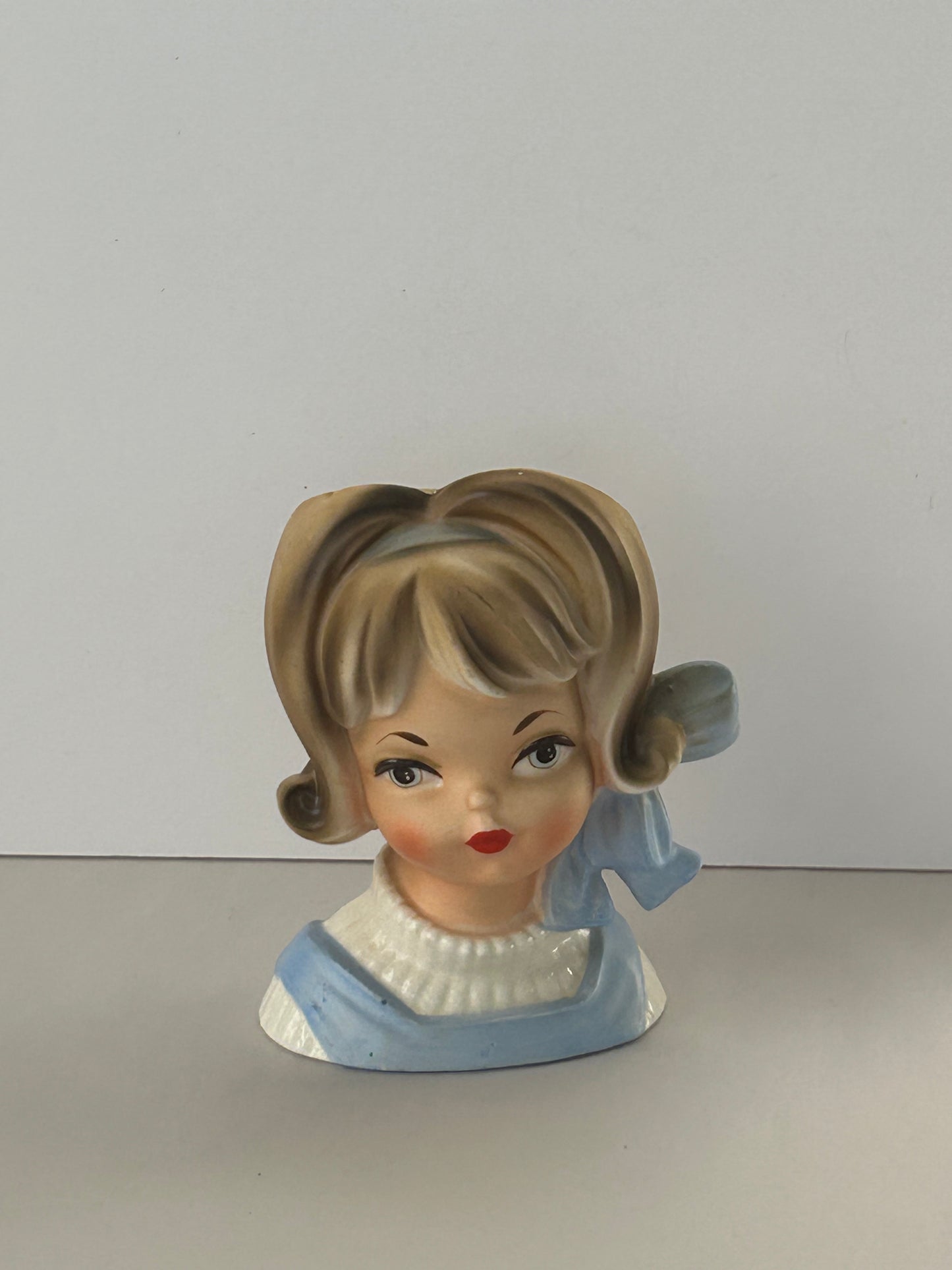 Custom - Lady Head Base - Plus Tree - Blue Dress and Bow