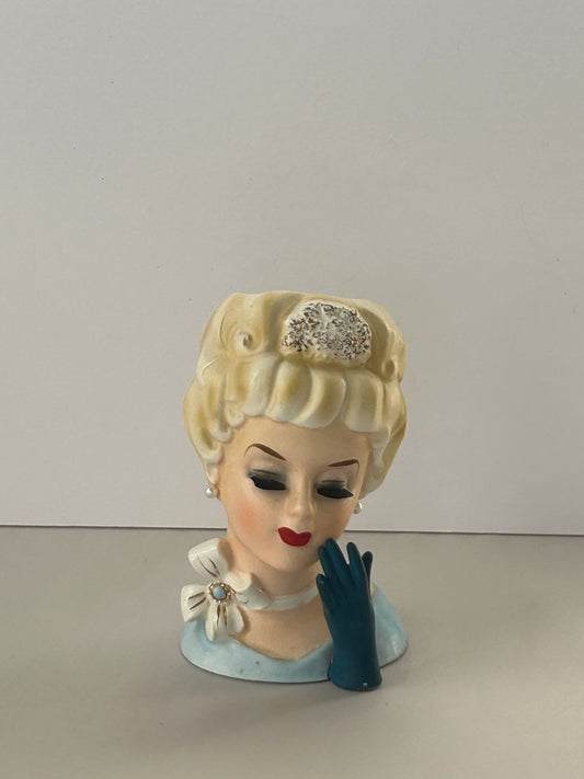 Custom - Lady Head Base - Plus Tree - Blue Dress and Crown