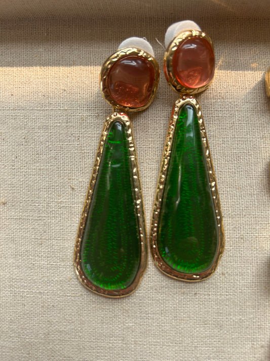 Sneak Peek Earrings - 1 - Green