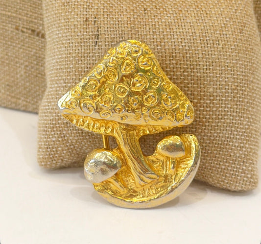 Vintage signed designer mushroom belt buckle
