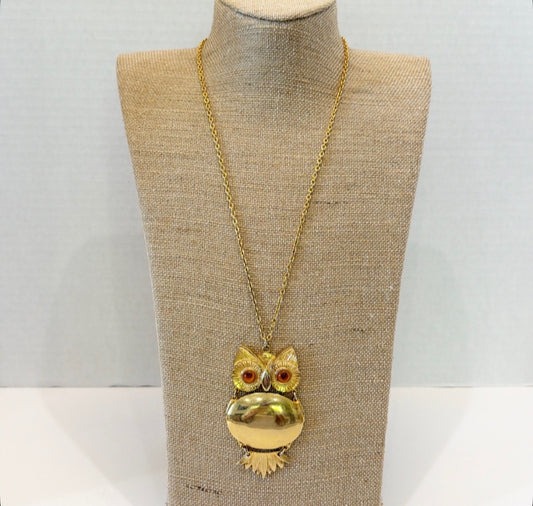 Vintage owl necklace.