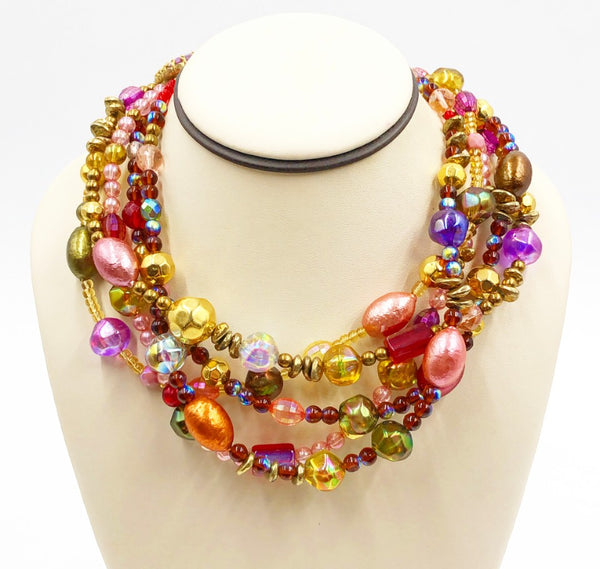 Beautiful vintage fashion multi clustered necklace.